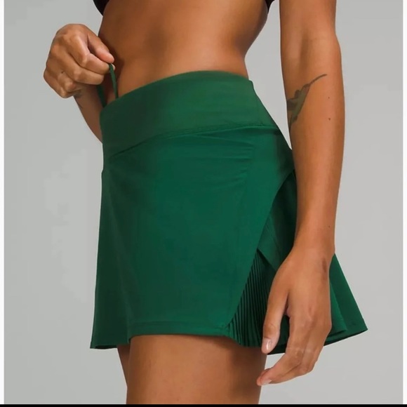 Lululemon everglade green NWTs play off pleats skirt - Picture 2 of 7